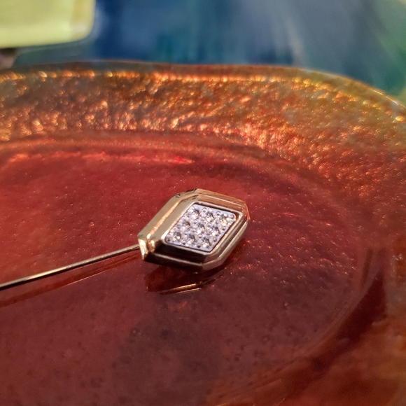 Avon Pave Lapel Pin - Picture 2 of 3